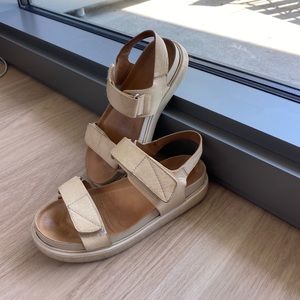 Vagabond Erin Sandals Off White Size 7